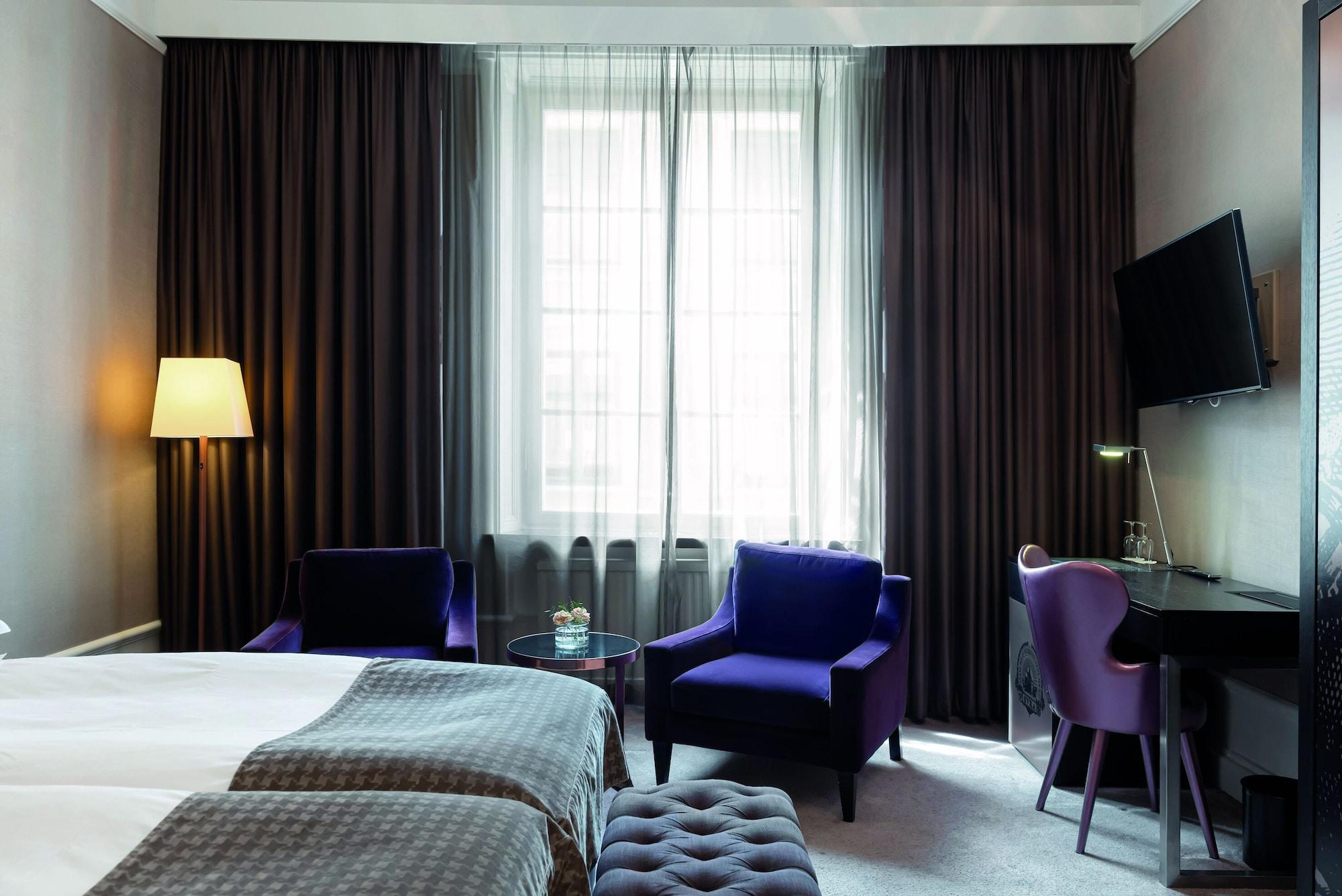 Hotell Elite Plaza 4*