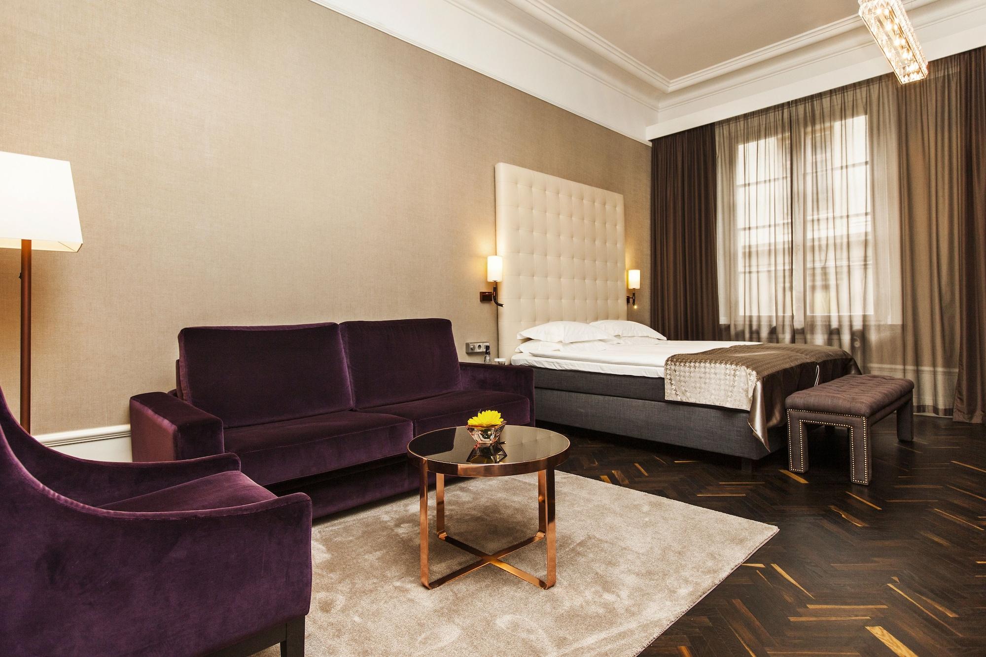 Elite Plaza 4*